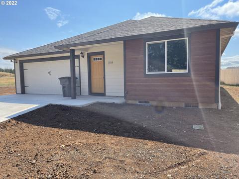 1004 NW Highlands Loop, Willamina, OR 97396 photo 1