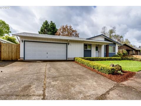 5769 E St, Springfield, OR 97478 photo 1