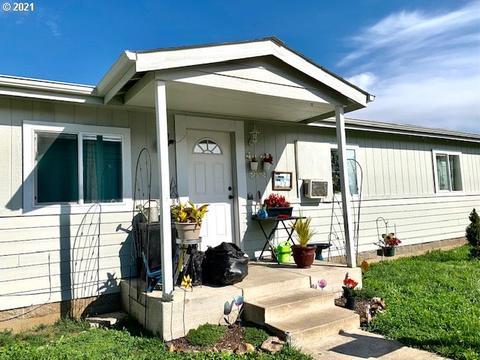 205 57th St, Springfield, OR 97478 photo 1