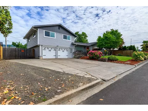 1830 Yolanda Ave, Springfield, OR 97477 photo 3
