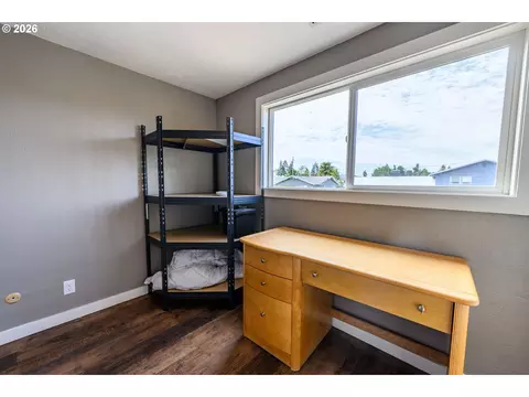 1830 Yolanda Ave, Springfield, OR 97477 photo 32