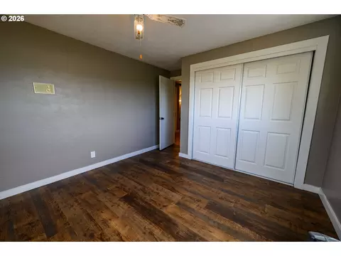1830 Yolanda Ave, Springfield, OR 97477 photo 29