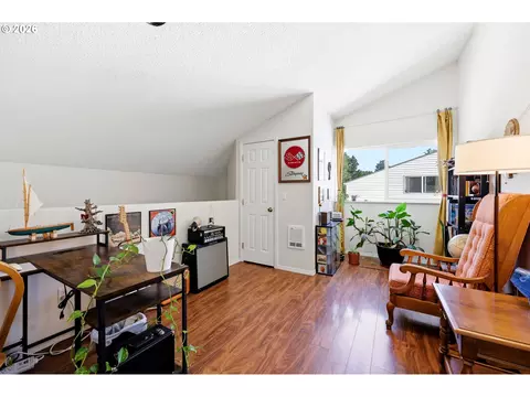 Other - 724 SE Rene Ave, Gresham, OR 97080 photo 7 of 9