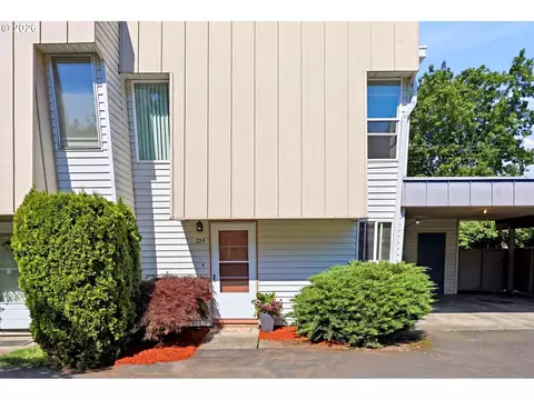 Other - 724 SE Rene Ave, Gresham, OR 97080 photo 1 of 9