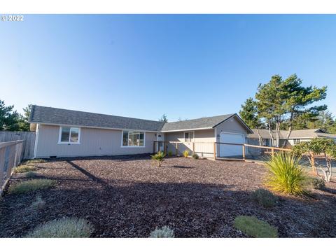 1501 Willow Loop, Florence, OR 97439 photo 1