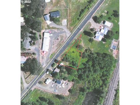 0 W Sixth Ave #13, Sutherlin, OR 97479