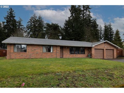 4561 Doyle St, Eugene, OR 97404 photo 1