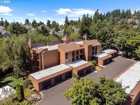 168 Oswego Smt, Lake Oswego, OR 97035