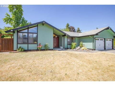 2240 Burlington Dr, Eugene, OR 97405 photo 1