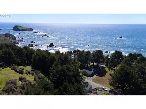 Deer Park Dr, Brookings, OR 97415