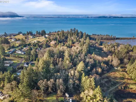 Hendricks St, Bay City, OR 97107
