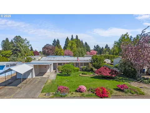 13671 Wisteria Dr, Aurora, OR 97002