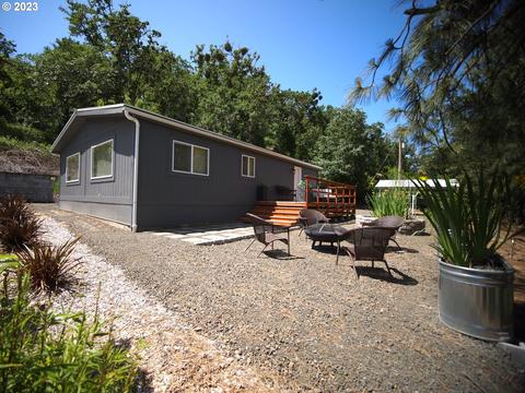 13409 Old Highway 99 S, Myrtle Creek, OR 97457