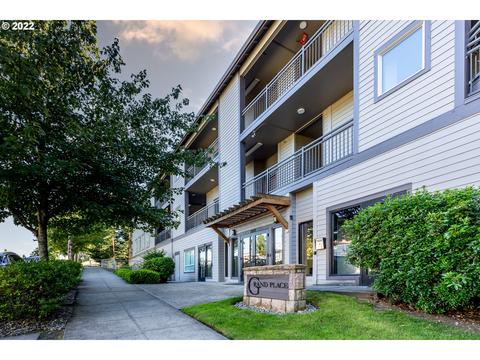 8065 SE Grand Ave #304, Portland, OR 97202