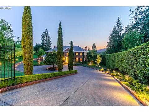 3990 Spring Blvd, Eugene, OR 97405 photo 1