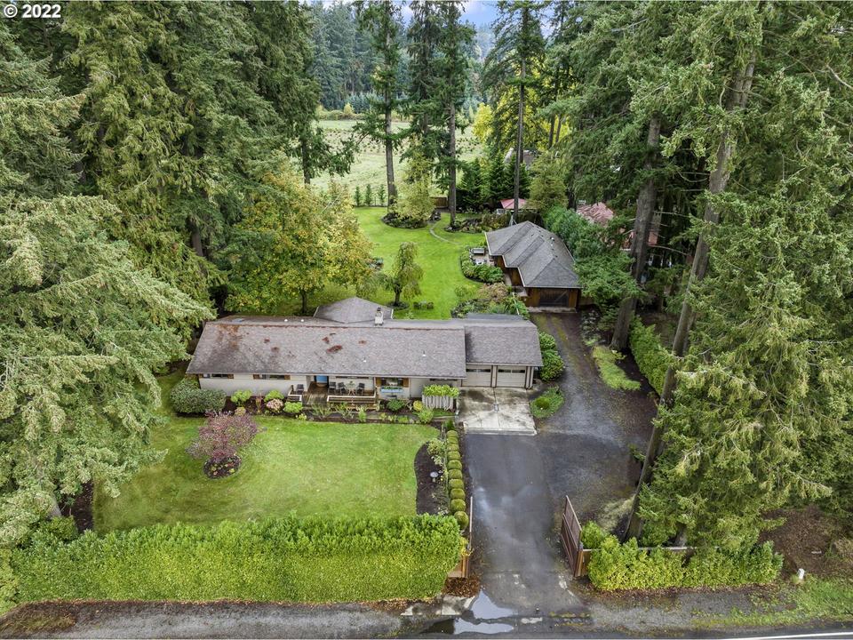 2524 SE 1st Ave, Canby, OR 97013 Movoto