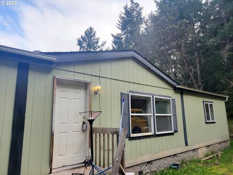 1900 Spring Brook Rd, Myrtle Creek, OR 97457