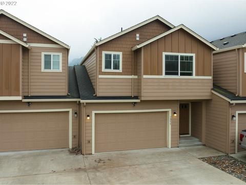 1295 Windsong Dr, Cascade Locks, OR 97014 photo 1