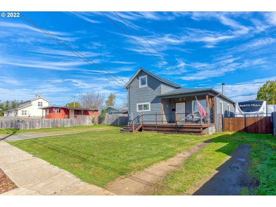 540 N Cedar St, Coquille, OR 97423 32 Photos MLS 22365403 Movoto