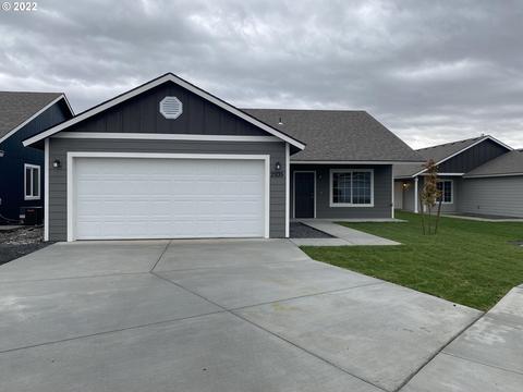 2935 High Desert Loop, Umatilla, OR 97882 photo 1