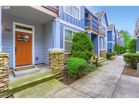 343 NE Bryant St, Portland, OR 97211