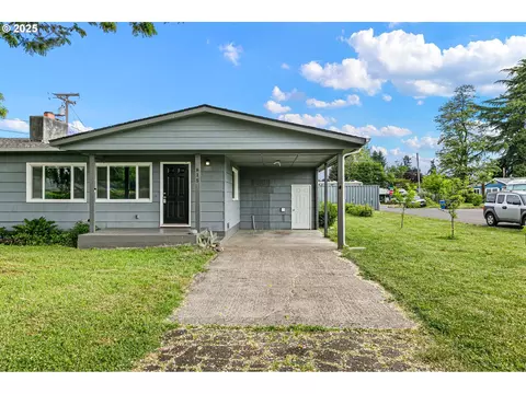 815 Elm Dr, Eugene, OR 97404