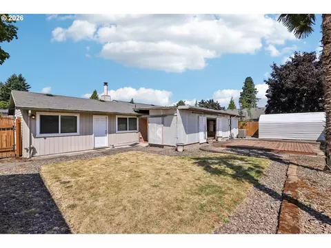 Exterior - 546 SE Paropa Pl, Gresham, OR 97080 photo 16 of 16