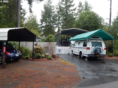 254 Outer Dr, Florence, OR 97439 photo 1