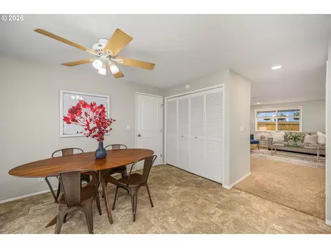 Dining - 933 S 44th St, Springfield, OR 97477 photo 1 of 3