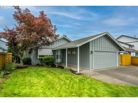 Other - 933 S 44th St, Springfield, OR 97477 photo 3 of 9