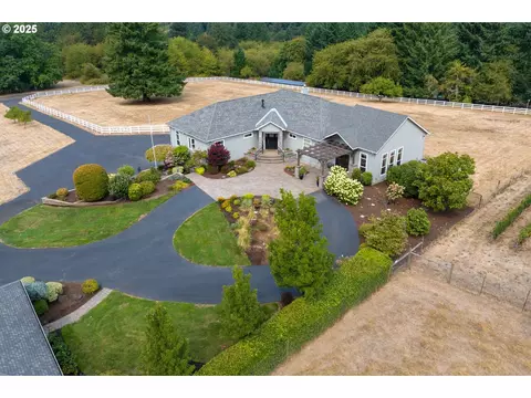 14750 NE Richard Ln, Newberg, OR 97132