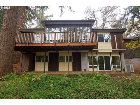 2051 E 26th Ave, Eugene, OR 97403 photo 1