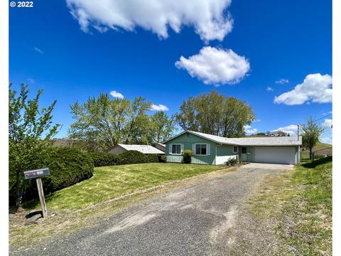716 SE 10th St, Pendleton, OR 97801 photo 1