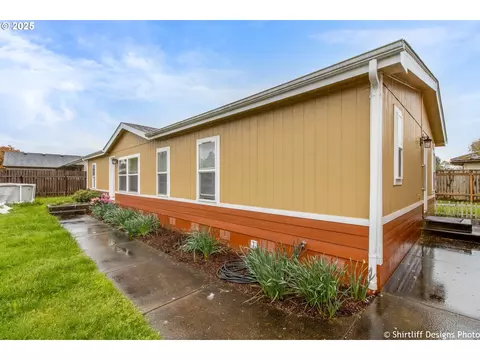 1343 Taft St, Eugene, OR 97402