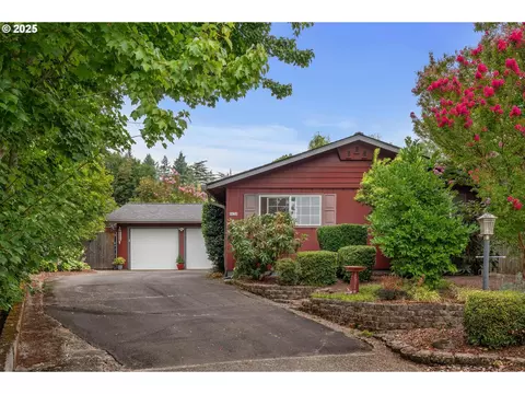 4630 SW 54th Ave, Portland, OR 97221