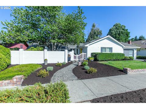 2835 Chuckanut St, Eugene, OR 97408 photo 1