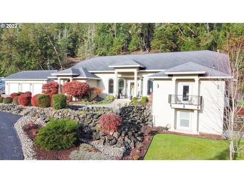 1400 Brozio Rd, Roseburg, OR 97471