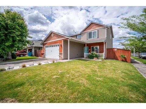 12720 NE 51st St, Vancouver, WA 98682
