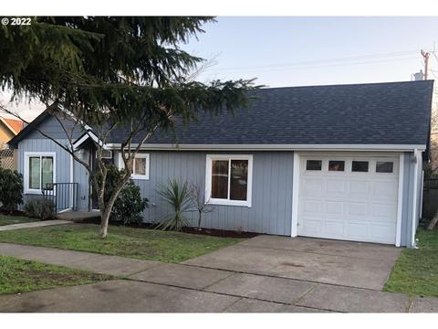 1067 A St, Springfield, OR 97477 photo 1