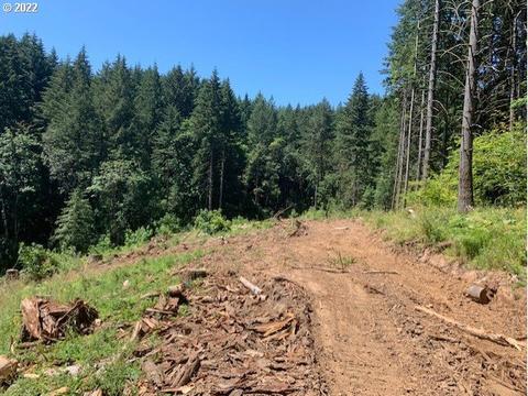 NW Sheltered Nook Rd, Portland, OR 97231