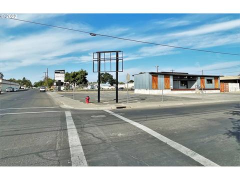 S 1st Pl, Hermiston, OR 97838