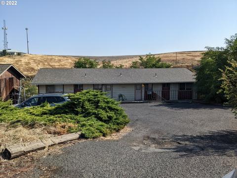 918 SE 2nd St, Pendleton, OR 97801 photo 1