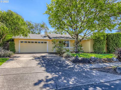 574 S 19th Ave, Cornelius, OR 97113 photo 1