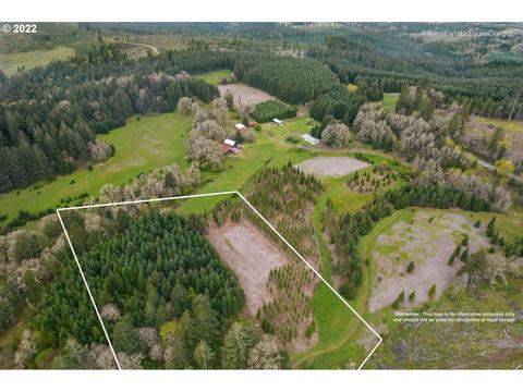 2 Roberts School Rd, Gaston, OR 97119