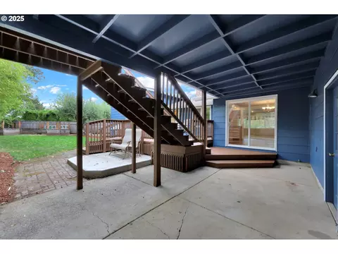 Exterior - 1332 Jeppesen Ave, Eugene, OR 97401 photo 10 of 10