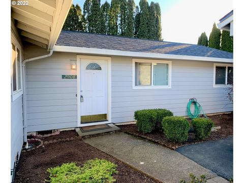 2908 E Douglas Ave, Newberg, OR 97132 photo 1
