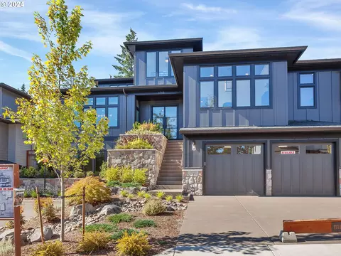 4965 SW Park Bluff Pl, Lake Oswego, OR 97035