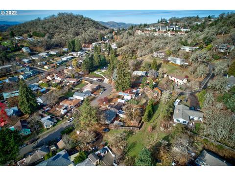 0 NE Beulah Dr, Roseburg, OR 97470