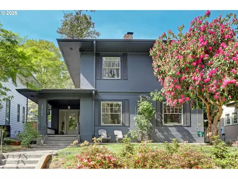 3701 NE Davis St, Portland, OR 97232