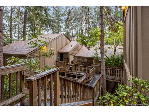 126 Treehill Loop, Eugene, OR 97405 photo 1